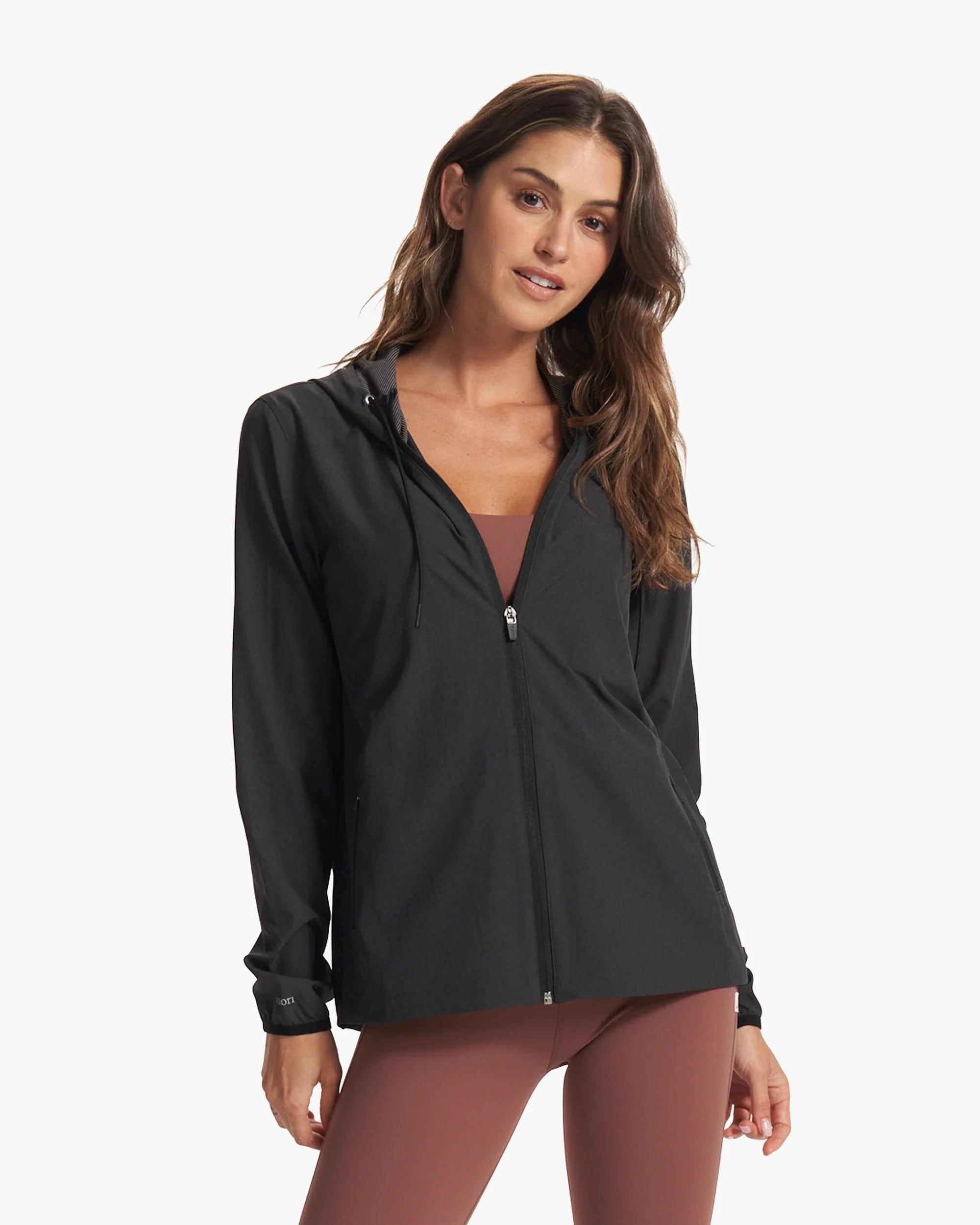 Outdoor Trainer Shell Zip Jacket in Black Heather Basic T-Shirt Crew Neck Short Sleeve