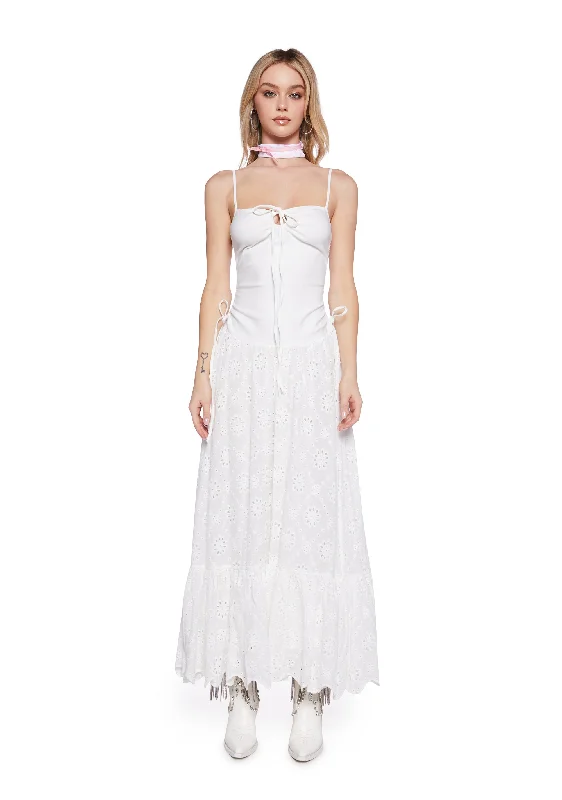 Homestead Hearts Maxi Dress Fashionable Open-Back Maxi Dress