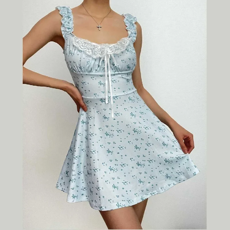 Cap sleeve lace hem ruched flower print contrast mini dress Chic Tropical Mini Dress