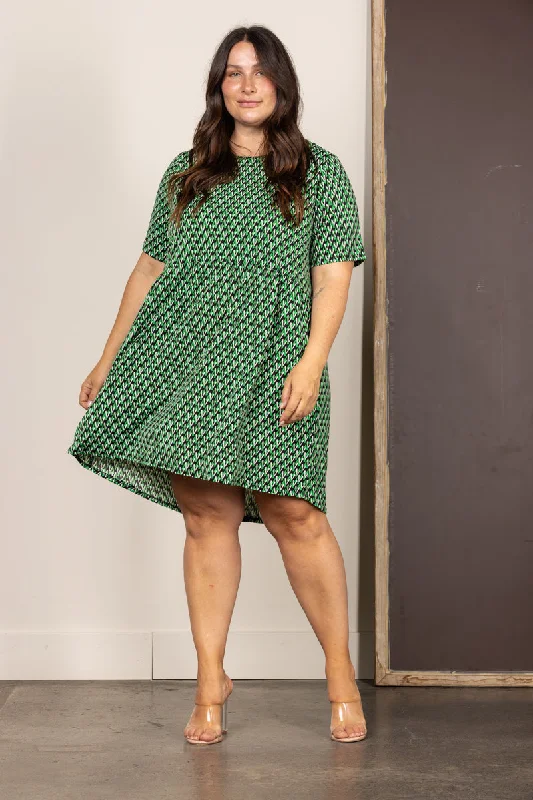 GREEN CHEVRON PRINT SHORT SLEEVES PLUS SIZE MINI DRESS D5105X Trendy A-Line Mini Dress