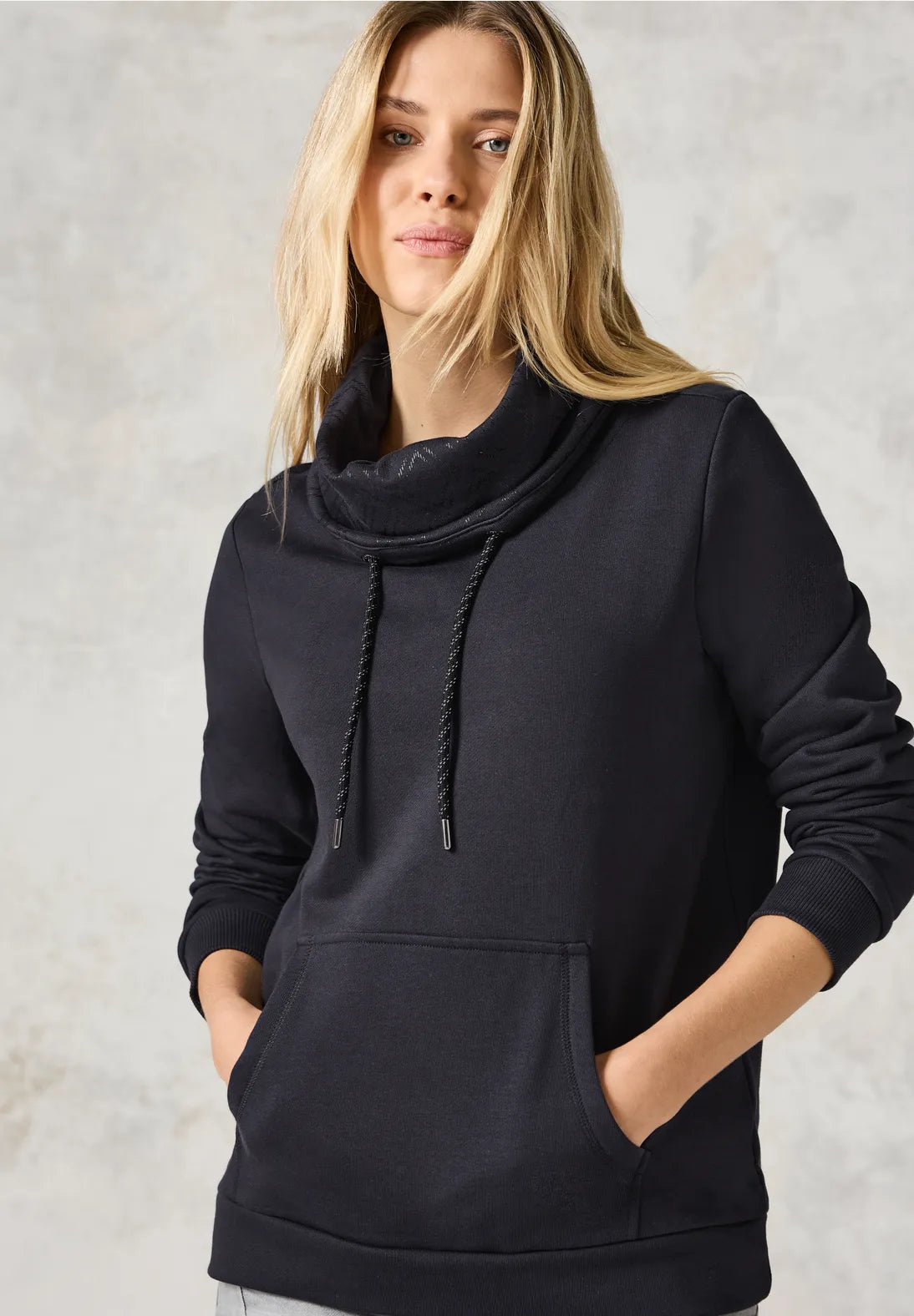 Cecil Print Cowl neck sweatshirt 302958 Hoodie with Slit Hem Functional Movement